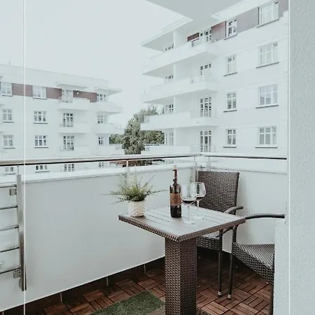公寓 Apartament Nova***** 奥斯特罗达