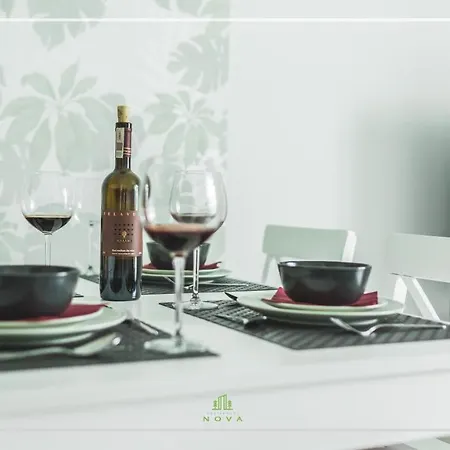 Apartament Nova***** 奥斯特罗达