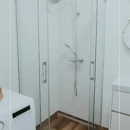 公寓 Apartament Nova*****